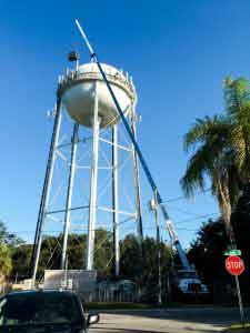 Tampa Cranes - COMMUNICATIONS TOWERS Crane Service